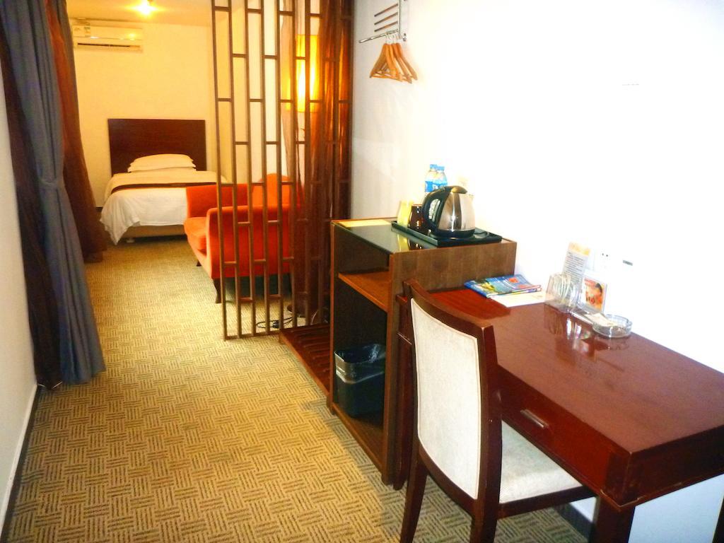 Shenzhen Futian Difu Hotel Huaqiangbei Branch Esterno foto
